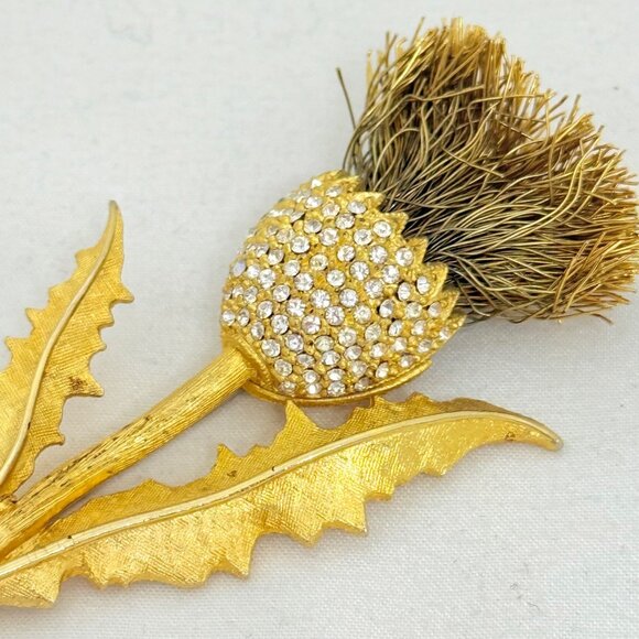 Rare Cadoro "Thistle" Brooch/Pin Gold Tone w/Clear Rhinestones - Signed - Picture 4 of 7